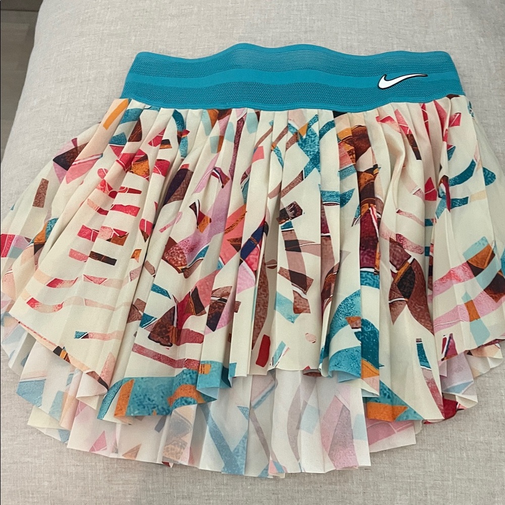 Nike Women's Colorful Pleated Athletic Skirt!